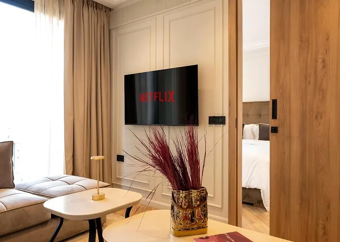 Cozy & Modern Apartment With Rooftop Gym Great Casablanca Location