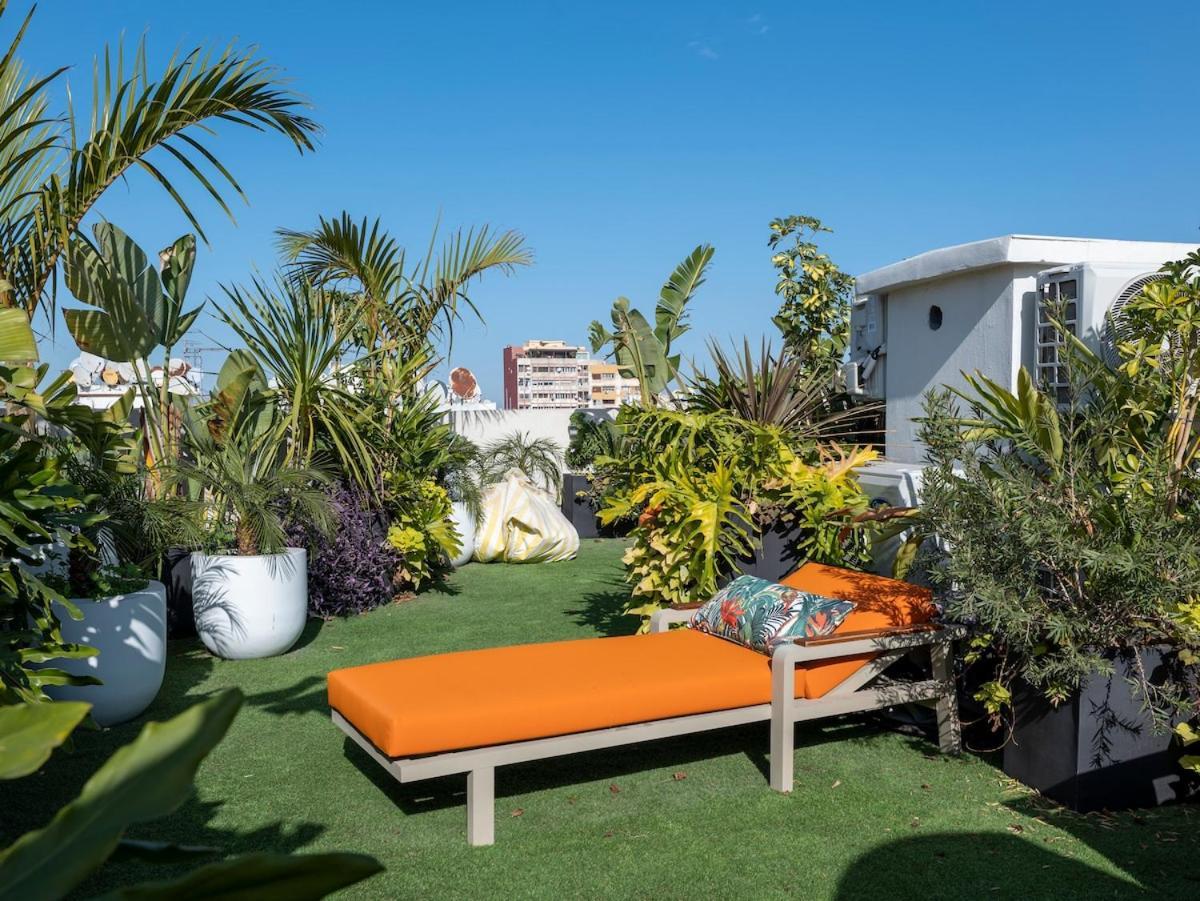 Cozy & Modern With Rooftop Gym Great Location Apartment