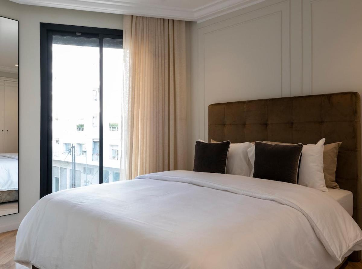 Apartment Cozy & Modern With Rooftop Gym Great Location
