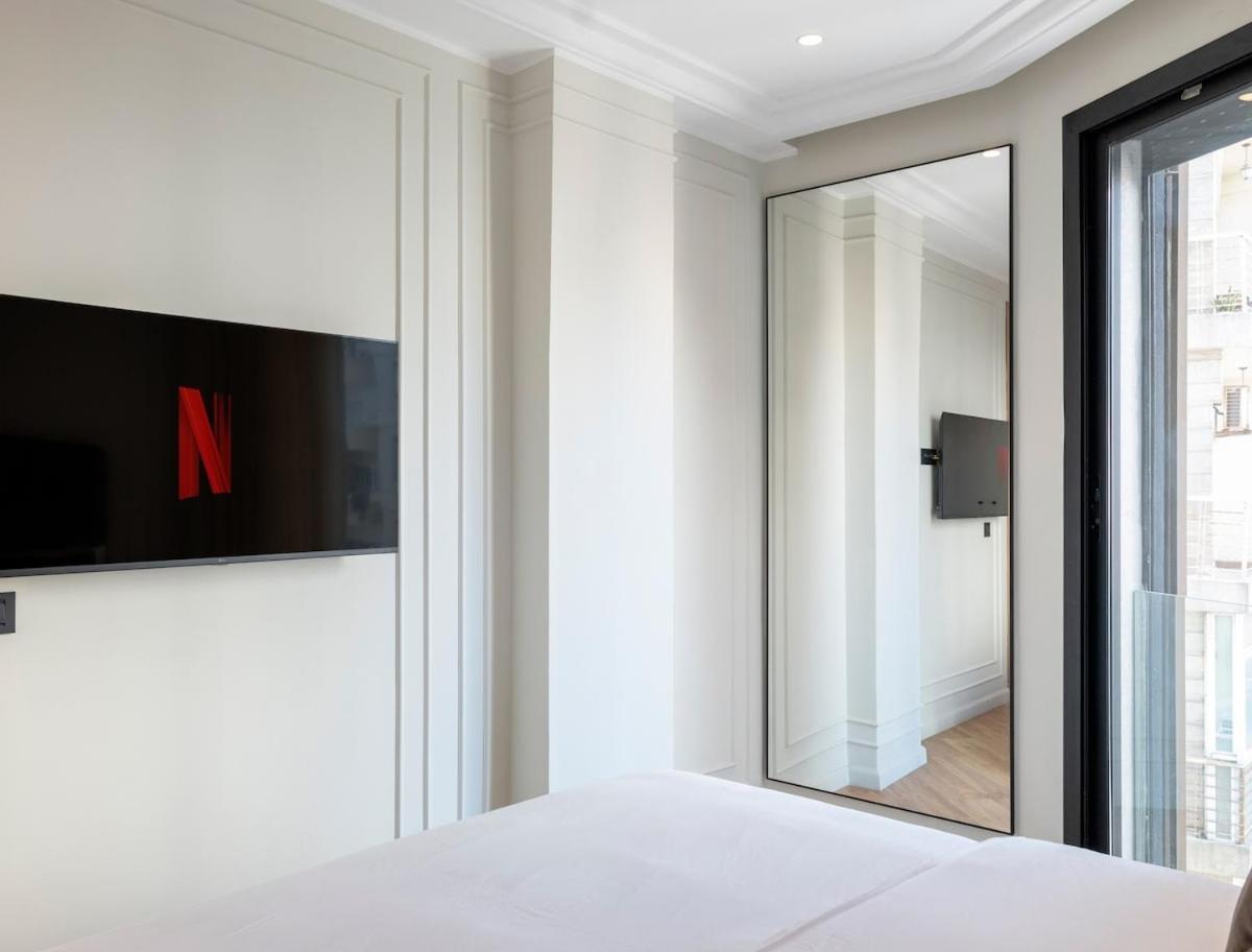 Apartment Cozy & Modern With Rooftop Gym Great Location